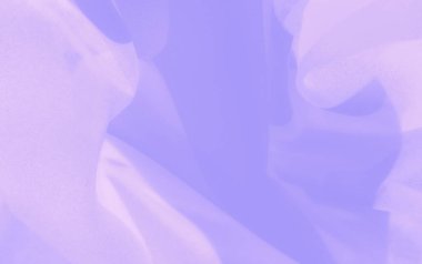 Pastel mavi tonlarda ipek kumaşın zarafetini deneyin. Lüks kıyafetler ve dekorasyon için mükemmel. Yumuşak bir dokusu var. Hava efekti için çok güzel..