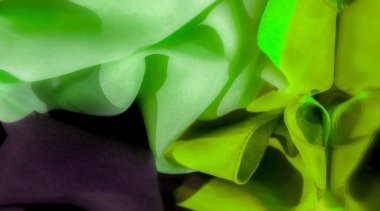 Kumaşımızın nefes kesen derinliğini ve hacmini yeşil ve siyah olarak deneyimleyin. Yaratıcı projelerinizi güzellik saçan bir maddeyle değiştirin. Ruhuna dokunan bir bağlantı yaratmak..