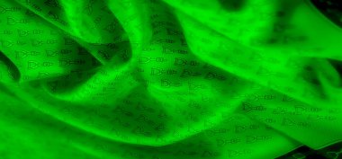 Bu göz alıcı yeşil kumaş çok güzel örtülmüş. Detaylı siyah üzengi dizaynı sergiliyor. Akan materyal ve karmaşık şablon bir lüks ve modernlik hissi yaratır..