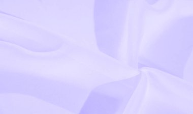 Bulanık açık mor kumaş kıvrımları yumuşak, ruhani bir doku oluşturur. Kumaşın narin tabakası ona hava gibi, ağırlıksız bir görünüm veriyor, sakinlik ve sükunet hissi uyandırıyor..