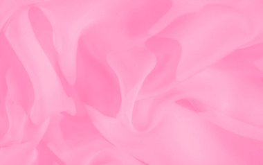 Bulanık pembe kumaş tabakaları yumuşak ve akıcı bir görünüm yaratır. Pürüzsüz, yarı katıksız madde nazikçe çakışıyor, soyut dalgalar ve kıvrımlar oluşturuyor, dingin ve havadar bir hava veriyor..