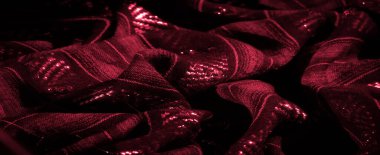 Parlak röfleli ve ince desenli derin dokulu kırmızı kumaş bulanıklığı. Zarif kıvrımlar ve parıldayan tasarım lüks ve sofistike, üst düzey tekstil ve moda tasarımları için ideal.