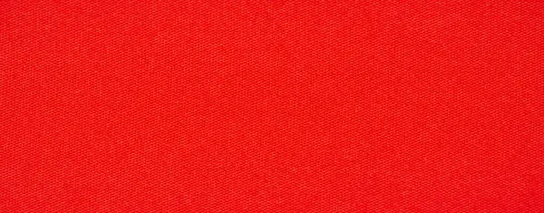 Bulanık, yumuşak kırmızı saten kumaş dalgalar halinde akarak lüks bir doku oluşturuyor. Canlı kırmızı renk pürüzsüzlüğü artırıyor, zarif ve zengin bir görsel cazibe sunuyor..