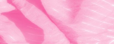 Havadar bir dokusu olan pembe kumaş bulanıklığı, yumuşak katmanlarını geliştiren ışık yansımaları. Kumaş akışı ve parlaklık ona rüya gibi ve ruhani bir kalite veriyor. Yumuşak bir zemin için mükemmel.