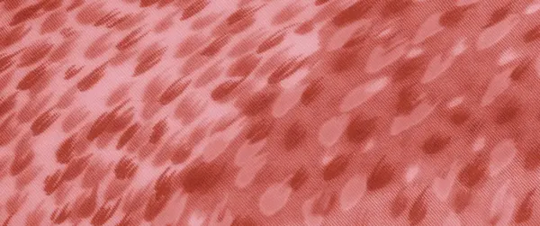 Sofistike kırmızı kumaş bulanıklığı. Lüks kıvrımlarını tamamlayan yumuşak, organik bir desen. Son moda ve dekorasyon için mükemmel bir şekilde uygun..