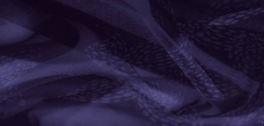 Görüntü. Kıvrımlı kıvrımlı, karmaşık desenli, yumuşak gölgeler ve hassas gölgeler yakalayan koyu mor bir kumaşın yakın çekimi. Kumaşı pürüzsüz.,