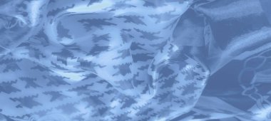 Bulanık mavi kumaş keskin bir houndstooth ve akışkan zincir tasarımları dengesi sergiliyor, sanatsal veya dekoratif uygulamalar için gelişmiş bir tekstil sunuyor.