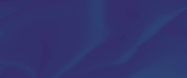 Bulanık mavi kumaş hafif ve pürüzsüz maddesini vurgulayarak yumuşak kıvrımlar ve doğal perdeler sergiliyor. Tasarım modern ve zarif bir estetiği vurguluyor..