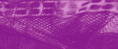 Karmaşık desenleri ve canlı dokuları olan, yaratıcı projeler ve tekstil tasarımları için mükemmel mor dantelli çarpıcı bir yakın plan..