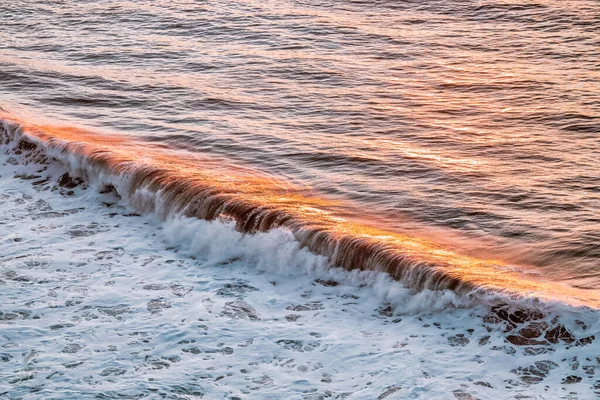 Mořská Vlna Zlatý Odraz Západu Slunce Pacifik Kalifornie Usa Detailní — Stock fotografie