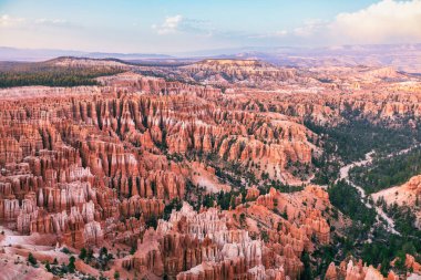 Bryce Canyon Ulusal Parkı, Utah, ABD inanılmaz renkli manzara, güzel doğal manzara. Kavram, turizm, şehir simgesi