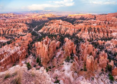 Bryce Canyon Ulusal Parkı, Utah, ABD inanılmaz renkli manzara, güzel doğal manzara. Kavram, turizm, şehir simgesi