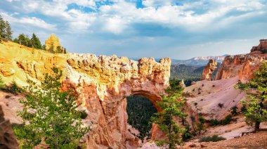 Bryce Canyon Ulusal Parkı Utah ABD, güzel doğal manzara, konsept, turizm, seyahat simgesi