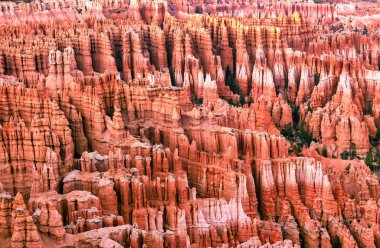 Bryce Canyon Ulusal Parkı, Utah, ABD inanılmaz renkli manzara, güzel doğal manzara. Kavram, turizm, şehir simgesi