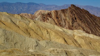 Ölüm Vadisi Ulusal Parkı. Kırmızı kayalar. Kavram, seyahat, turizm