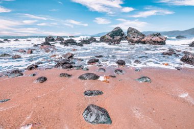Güzel okyanus manzarası, Mile Rock Beach, San Francisco, California, Golden Gate Ulusal Dinlenme Alanı, ABD