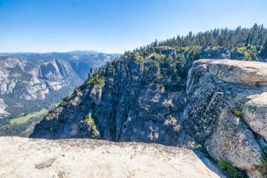 Taft Point Gözcüsü, Yosemite Ulusal Parkı, Kaliforniya.