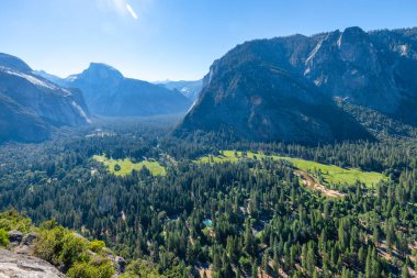 Yosemite Ulusal Parkı manzarası, Kaliforniya, ABD