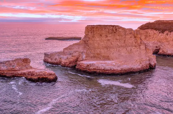 stock image Shark Fin cove on Highway 1 and Big Sur along the Pacific Ocean coast, beautiful landscape and aerial view, sunset, sunrise, fog. Concept, travel, vacation, weekend