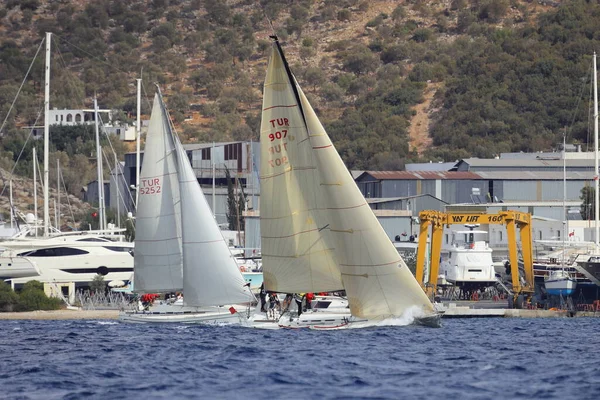 Bodrum Türkei November 2022 Segelboote Segeln Bei Windigem Wetter Den — Stockfoto