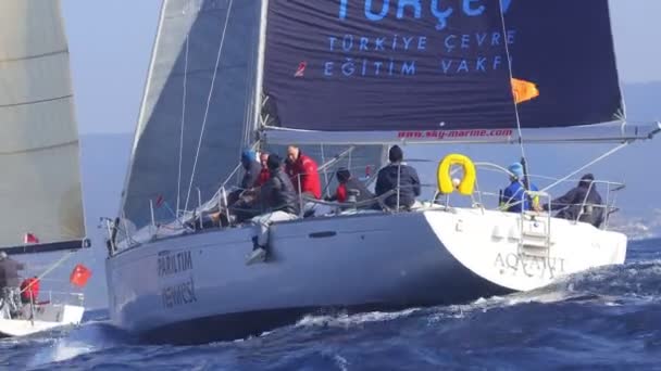 Bodrum Türkei Dezember 2022 Segelboote Segeln Bei Windigem Wetter Den — Stockvideo
