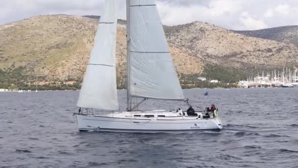 Bodrum Turkiet 2023 Segelbåtar Seglar Blåsigt Väder Egeiska Havets Blå — Stockvideo