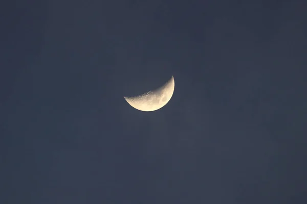 New Moon Crescent Moon Close Dark Blue Night Sky — Zdjęcie stockowe