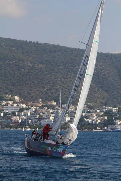 Bodrum Turchia Febbraio 2019 Barche Vela Navigano Tempo Ventoso Nelle — Foto Stock