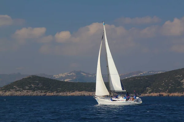 Bodrum Turkey February 2019 Sailboats Sail Windy Weather Blue Waters — Stock Photo, Image