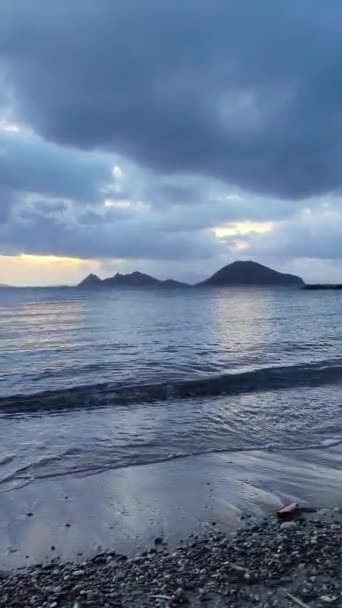 Die Küstenstadt Turgutreis Und Spektakuläre Sonnenuntergänge Bodrum Türkei Vertikales Video — Stockvideo