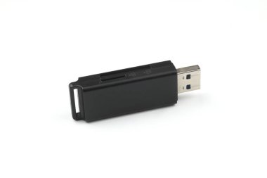 usb flash disk ve flash kart beyaz arkaplanda izole edildi