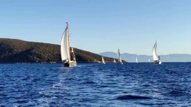 Bodrum, Türkiye, 24 Ekim 2024: Bodrum Yelkenli Kupası, Gulet Tahta Yelkenli ve yelkenli yarışı.