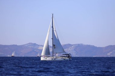 Bodrum, Türkiye, 22 Ekim 2024: Bodrum Yelkenli Kupası, Gulet Tahta Yelkenli ve yelkenli yarışı.