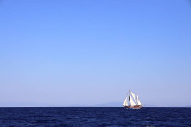 Bodrum, Türkiye, 22 Ekim 2024: Bodrum Yelkenli Kupası, Gulet Tahta Yelkenli ve yelkenli yarışı.