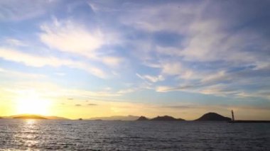 Deniz kenti Turgutreis ve muhteşem gün batımları. Bodrum, Türkiye.