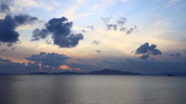 Deniz kenti Turgutreis ve muhteşem gün batımları. Bodrum, Türkiye.