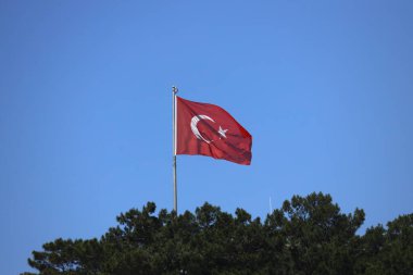 Türkiye 'nin ulusal bayrağı. Ulusal Türkiye bayrağı. Devlet sembolü. Ulusal tatil .
