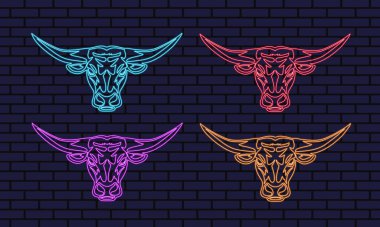 Duvarın arka planında neon boğa başı. Farklı renkte boğa başı. Vektör illüstrasyonu