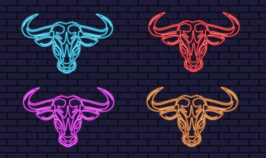 Duvarın arka planında neon boğa başı. Farklı renkte boğa başı. Vektör illüstrasyonu
