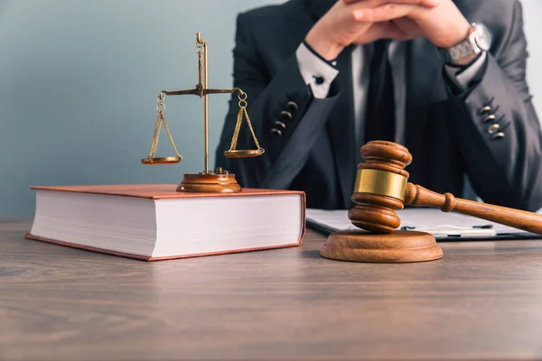 Law Justice Concept Lawer Holding Document Wooden Gave — Stockfoto