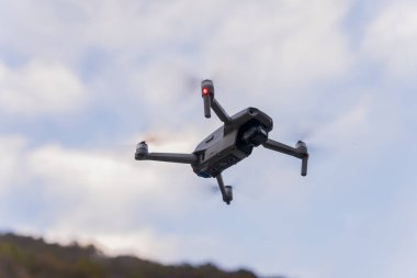 Modern insansız hava aracı.