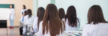 Tıp fakültesinde eğitim programı