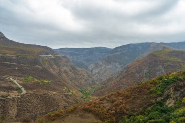 Dağların muhteşem doğal manzarası
