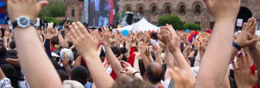 Armeni 'deki şehir merkezinde gösteri