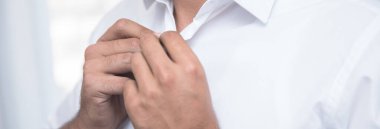 İş adamı el gömleği düğmesi