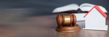 Tokmak adalet çekici ve bu ile ev