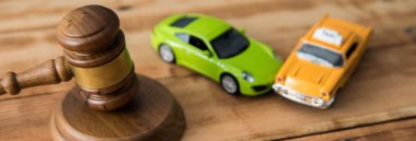 Masada araba kazası geçiren hakim!