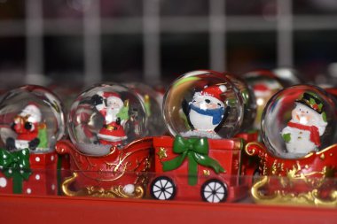 Noel süslemeleri, yakın görüş, yeni yıl konsepti.