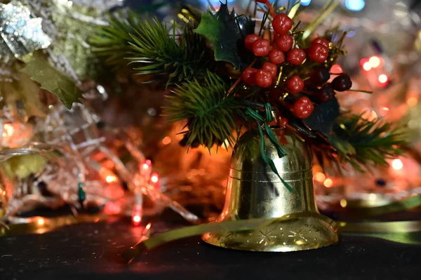 Decoración Navidad Con Campana Dorada —  Fotos de Stock