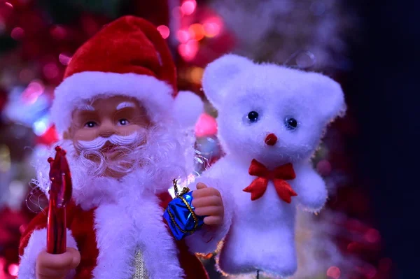 Weihnachtsdeko Mit Weihnachtsmann Und Teddybär — Stockfoto